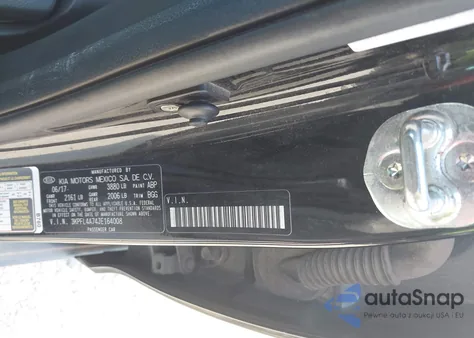 2018 Kia Forte Lx z USA, uszkodzony, nr VIN 3KPFL4A74JE164008